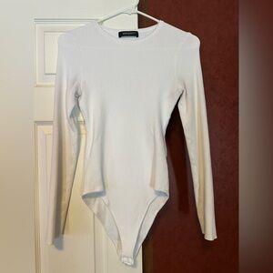 Merokeety White Ribbed Long Sleeve Bodysuit